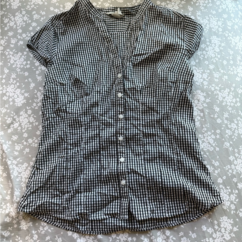 H&M Black and White Puff Sleeve Button Down Shirt